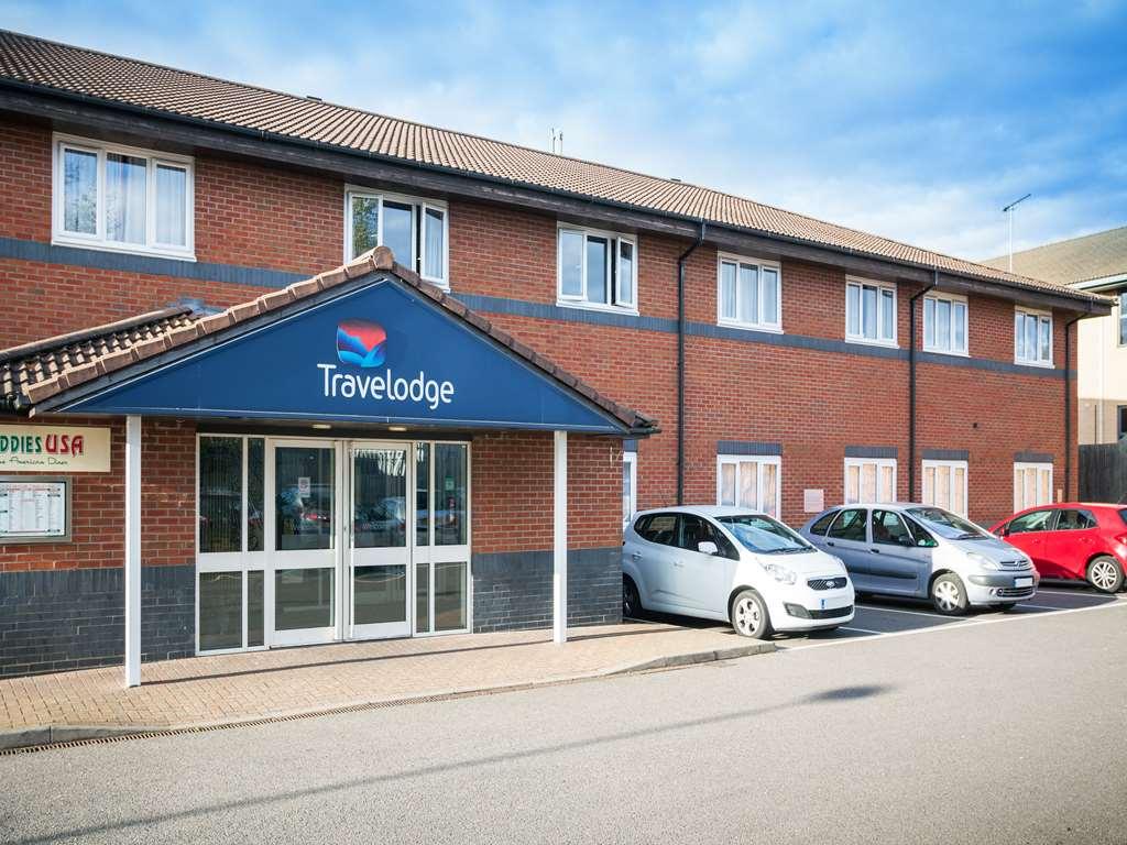Travelodge Milton Keynes Old Stratford Dış mekan fotoğraf