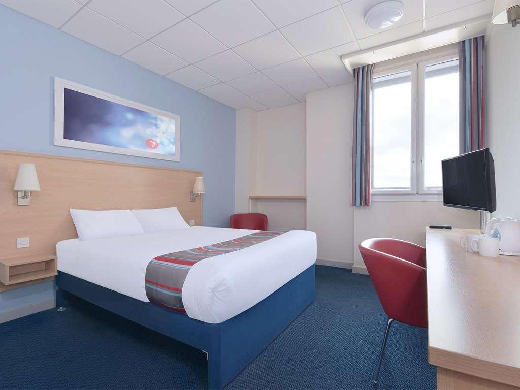 Travelodge Milton Keynes Old Stratford Oda fotoğraf